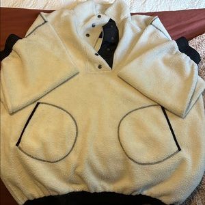 BDG Sherpa pullover